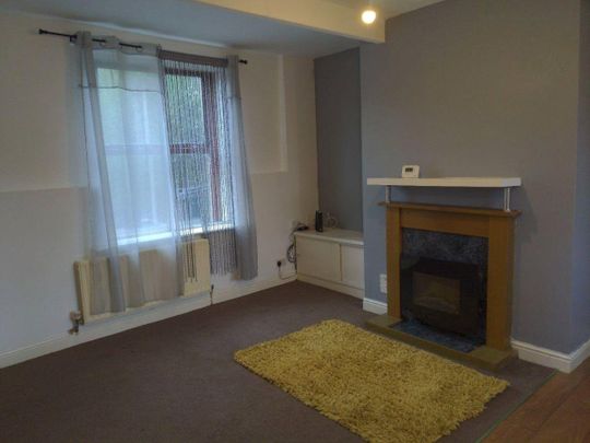 Smiddles Lane, Bradford, West Yorkshire, BD5 - Photo 1