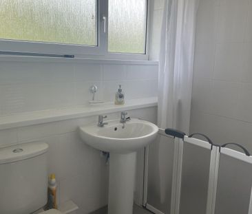 Newcroft Road - Photo 2