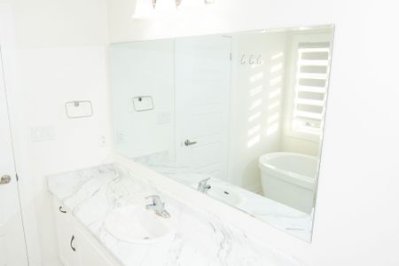 For Lease - 39 Divers Road, Brampton, Ontario - Photo 3