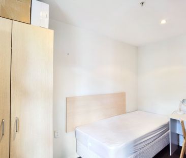 Great location apartments! - Photo 3