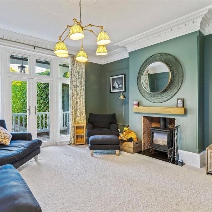 5 bedroom semi-detached house to rent - Photo 1