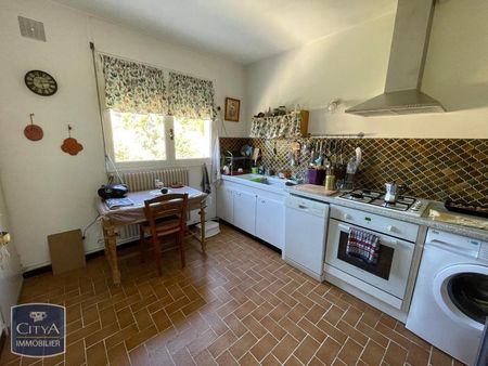 Location Appartement 4 pièces 86m² CARPENTRAS 84200 - Photo 5