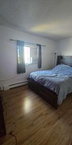 4½ à 995$ par mois (eau chaude et chauffage inclus) - Photo 3