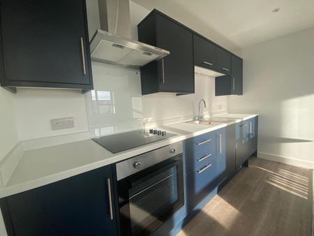2 bedroom apartment to rent - Photo 2