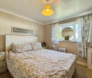 2 bedroom maisonette to rent - Photo 3