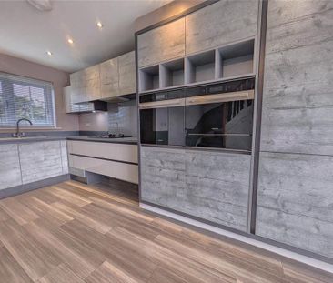 3 bedroom semi-detached house to rent - Photo 4