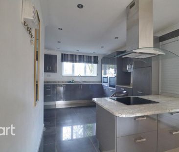 5 bedroom detached house to rent - Photo 4