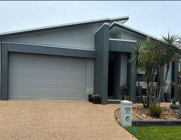 87 Tasman Cct, Burdell - Photo 1