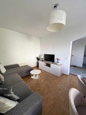 2.5 Zimmer, 70 m², 1. Stock - Foto 2