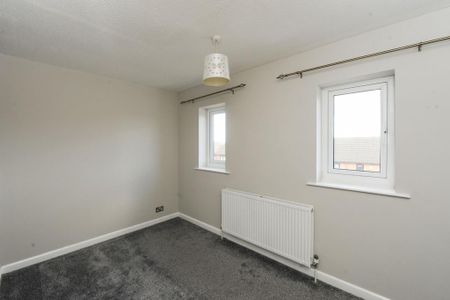 2 bedroom semi-detached house to rent - Photo 3