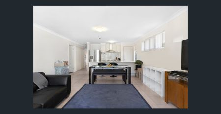 Beautiful Family Home in Sought-After Wakerley - Photo 5