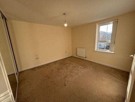4 bedroom detached house to rent - Photo 4