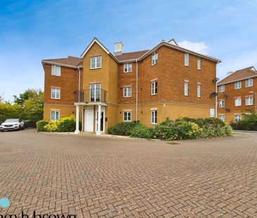 Chafford Hundred - Photo 3