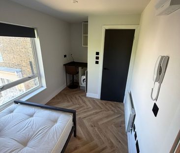 Room in a Shared House, Chapel Road, SE27 - Photo 3