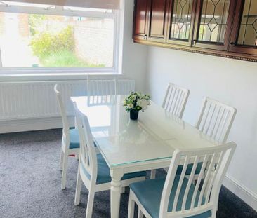 House share to rent - Photo 2