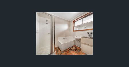 WHEN LOCATION COUNTS! - Photo 5