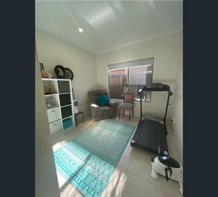 14 Whimbrel Crescent, Coodanup, WA 6210 - Photo 4