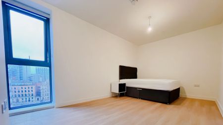 2 Bedrooms 1 bathroom - Photo 4