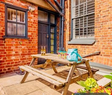 1 bedroom in a house share to rent - Photo 6