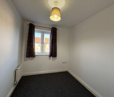 3 bedroom terraced house to rent - Photo 3