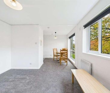 Eccles Old Road, Salford, Greater Manchester, M6 - Photo 3