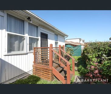1/15 Cutts Street, Sunshine North, Vic 3020 - Photo 5