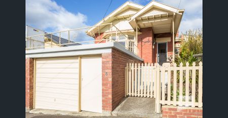 Retro Charm in Great Location - Photo 5