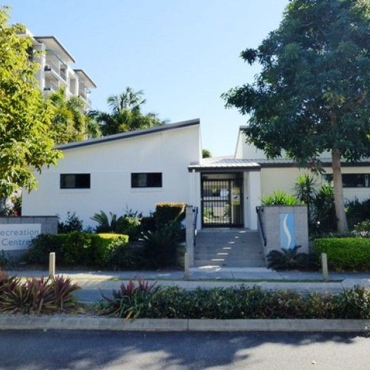 FAMILY HOME IN THE HEART OF CARINDALE - Photo 1