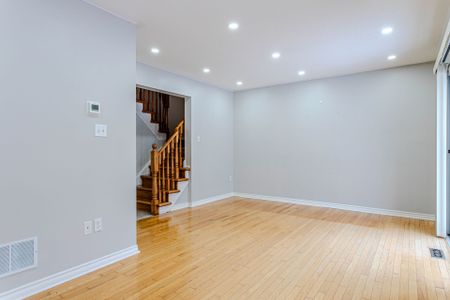 For Lease - 1508 Pinecliff Road, Oakville, Ontario - Photo 3