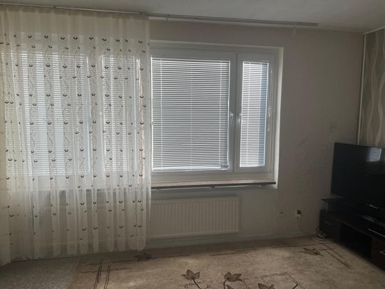 Vallhornsvägen, Skogås - Foto 1