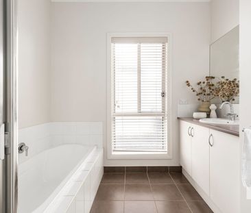 3 Shorthorn Crescent, Doreen, Vic 3754 - Photo 6