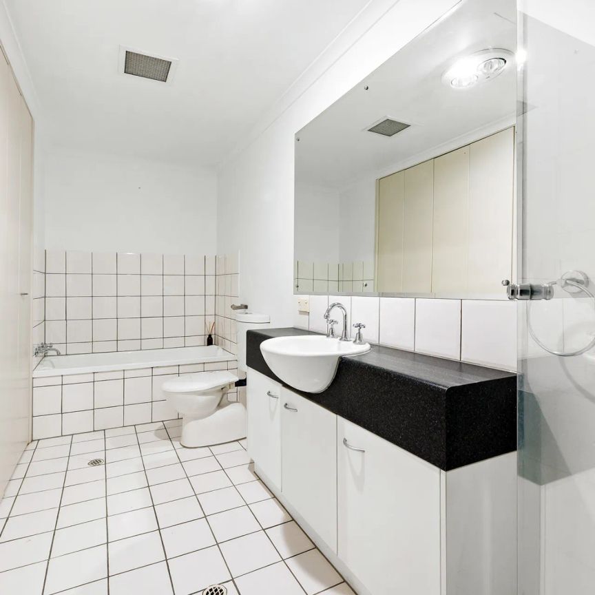 Unit 15/422 Pulteney Street, Adelaide. - Photo 1