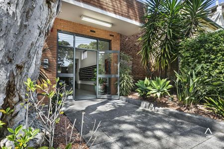 SLEEK STUDIO IN A PRIME VILLAGE SETTING - Photo 5