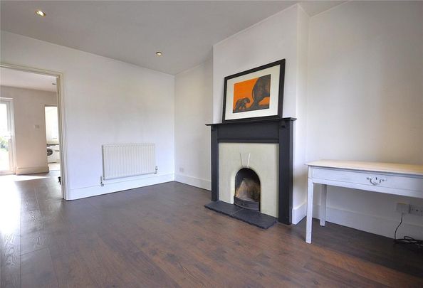 3 bedroom terraced house to rent - Photo 1