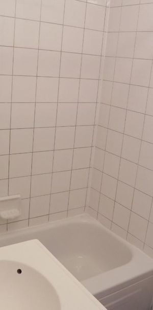 Beau 4 1/2 au Centre-ville, quartier St-Sauveur à Québec - Photo 1