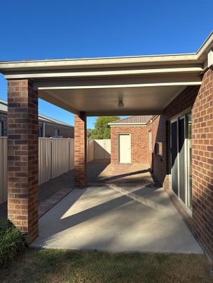 3 Hummingbird Place, SHEPPARTON VIC 3630 - Photo 1