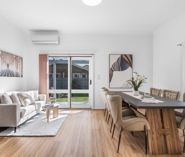 17 Mavho St, Bentleigh VIC 3204 - House For Rent | Domain - Photo 1