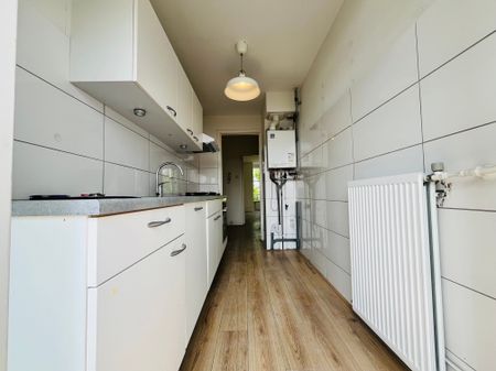 Te huur: Appartement Volendamlaan 96 in Den Haag - Photo 2