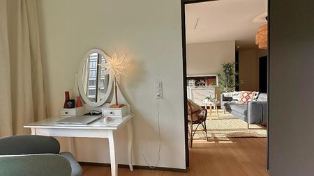 2½ Zimmer-Wohnung in Zürich - Kreis 2, möbliert, auf Zeit - Photo 3