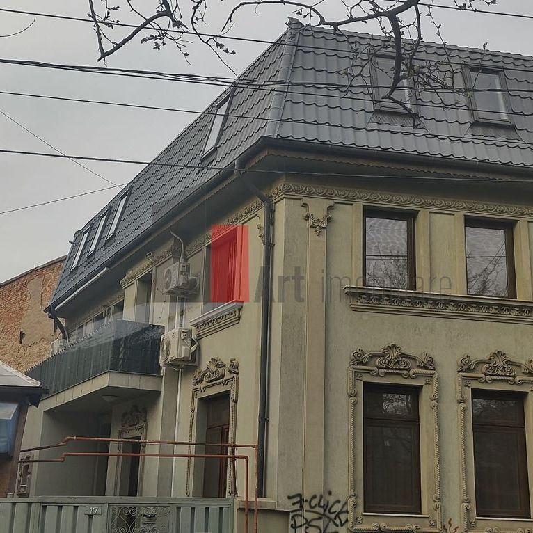 Vilă Occidentului - birou sau locuintă - Fotografie 1