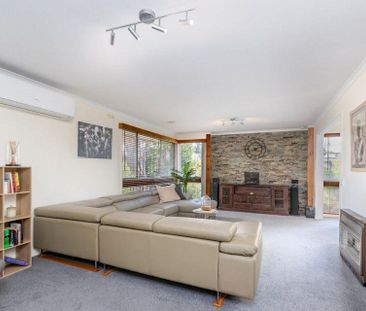 Well Presented with Ample Shedding! - Photo 2