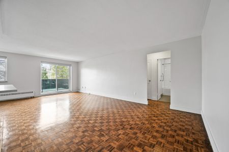 For Lease - 2300 Marine Drive Unit# 205, Oakville, Ontario - Photo 2