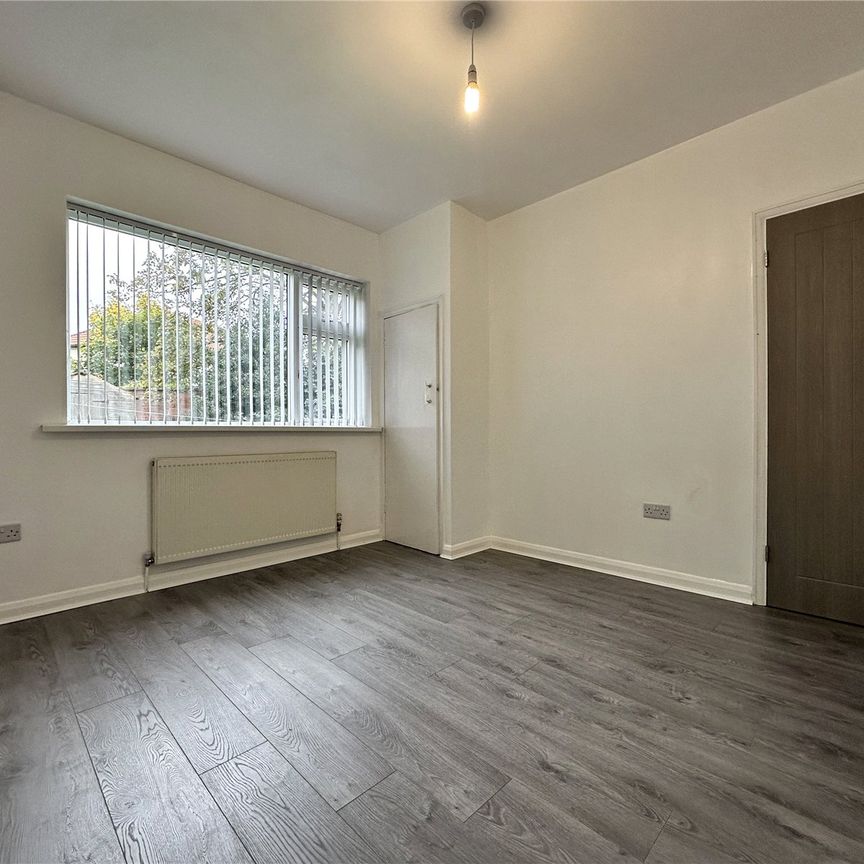 6, Sandringham Way, Leeds, West Yorkshire, LS17 8BX - Photo 1