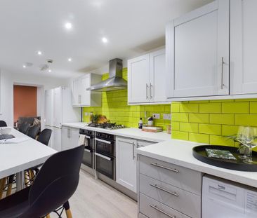 1 bedroom in a house share to rent - Photo 5