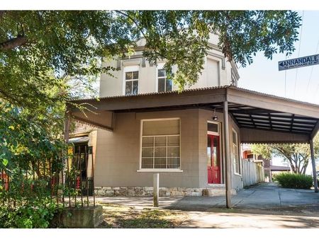 Classic Home & Business - Photo 5