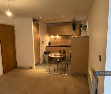 1 bedroom flat to rent - Photo 5
