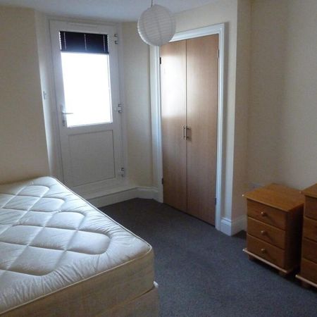 39B Connaught Avenue - Photo 4