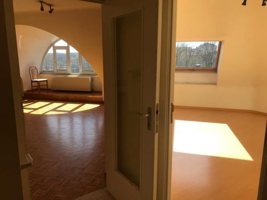 Appartement te huur - Photo 1