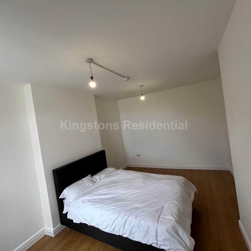 City Road, Roath, City Road, Roath - Photo 1