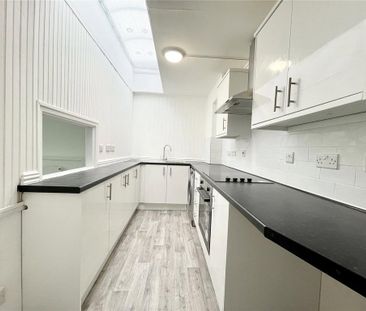 2 bedroom flat to rent - Photo 6